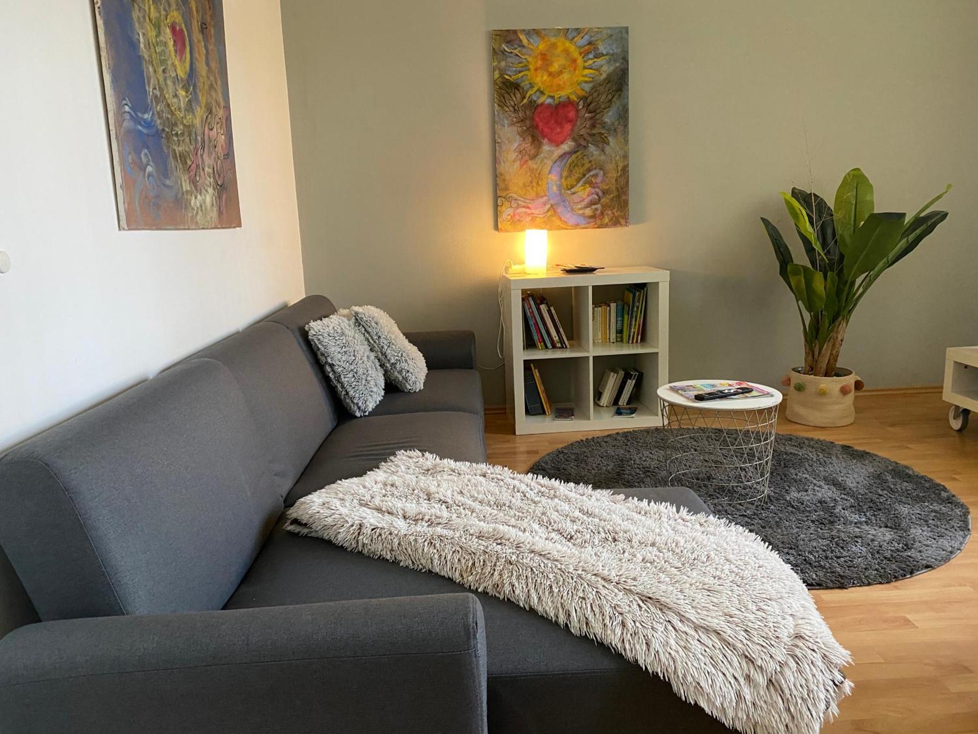New Zentrum Mit Tiefgarage Apartment *